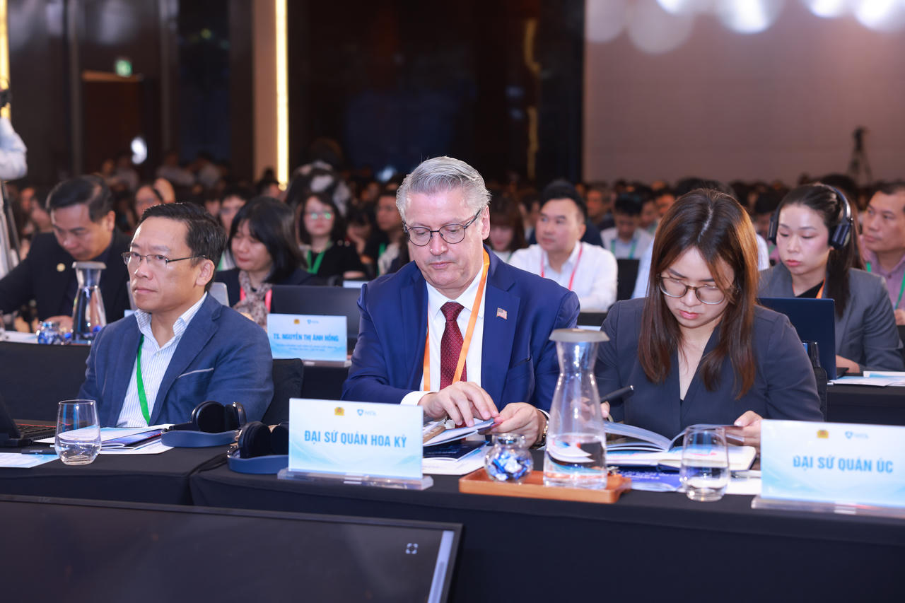 Các đại biểu tham dự hội nghị. (Ảnh: NCA)