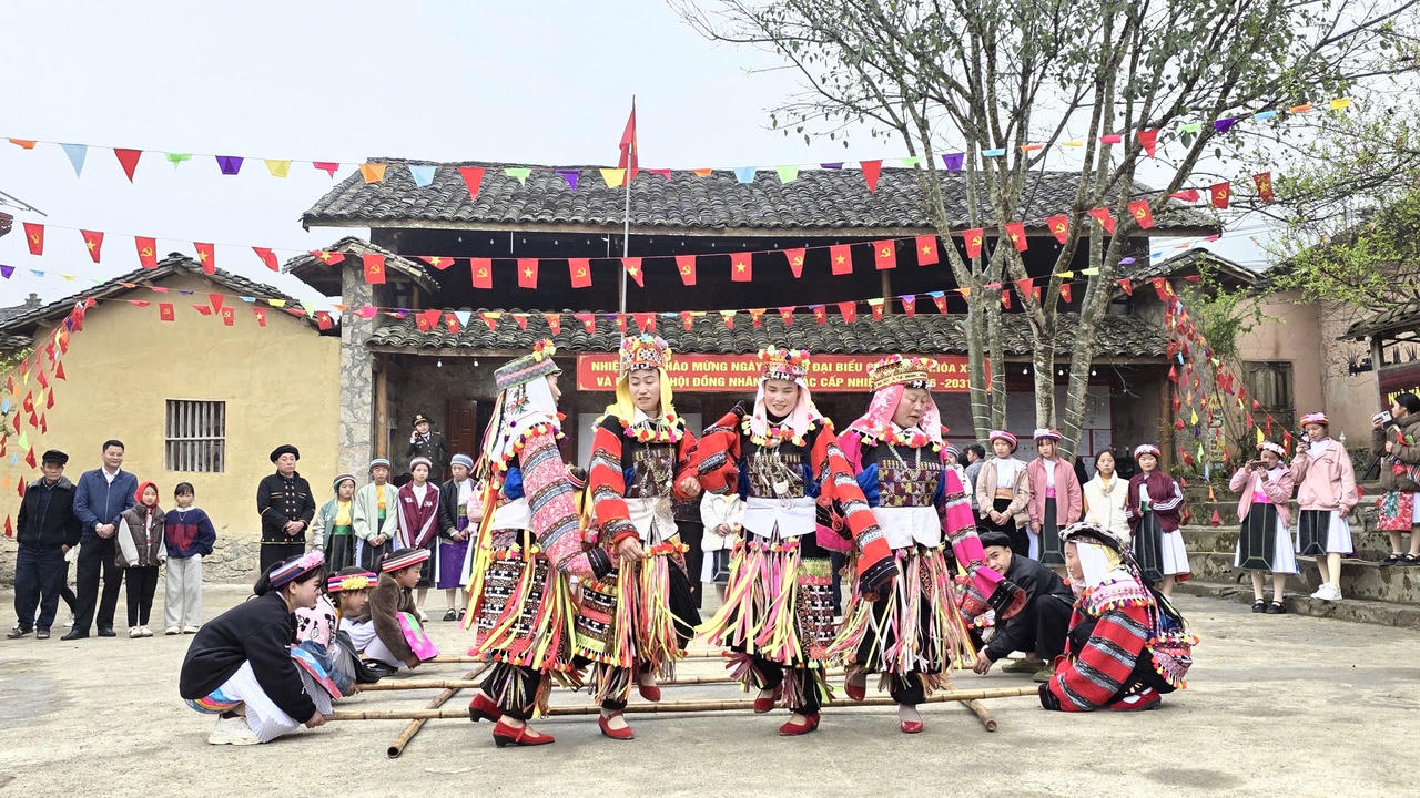Làng du lịch cộng đồng Lô Lô Chải - Tuyên Quang. (Ảnh: Lê Hanh)