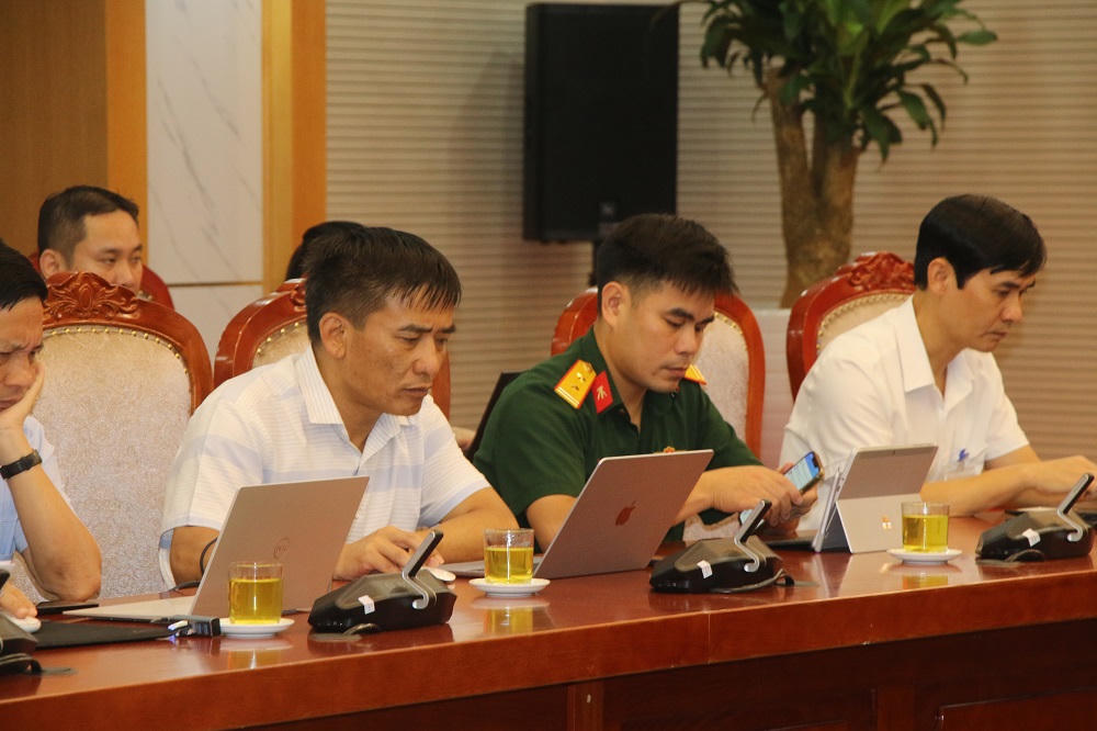 Các đại biểu tham dự cuộc họp (Ảnh: QĐ).
