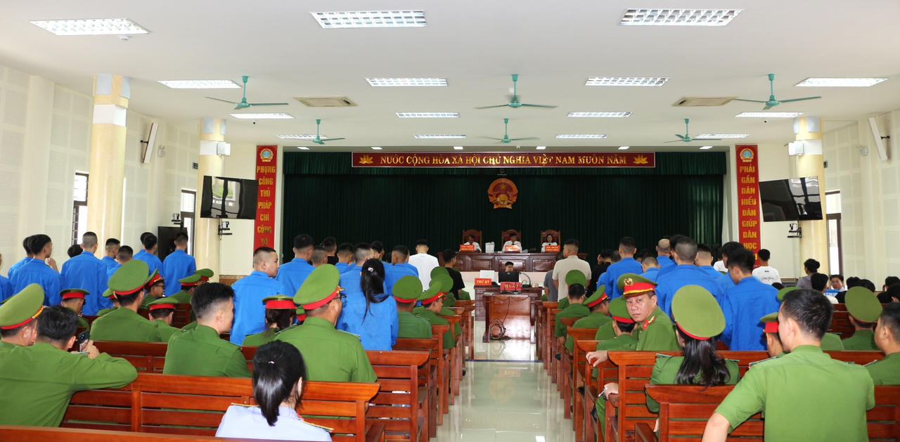 Toàn cảnh phiên toà. (Ảnh: Minh Phương)