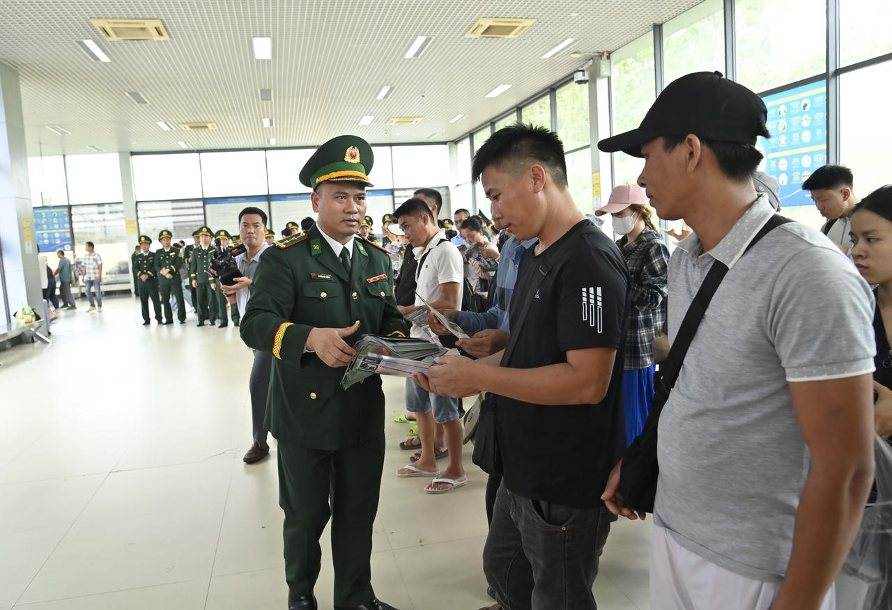 Ứng dụng công nghệ số đưa pháp luật đến gần cư dân biên giới tại Quảng Ninh