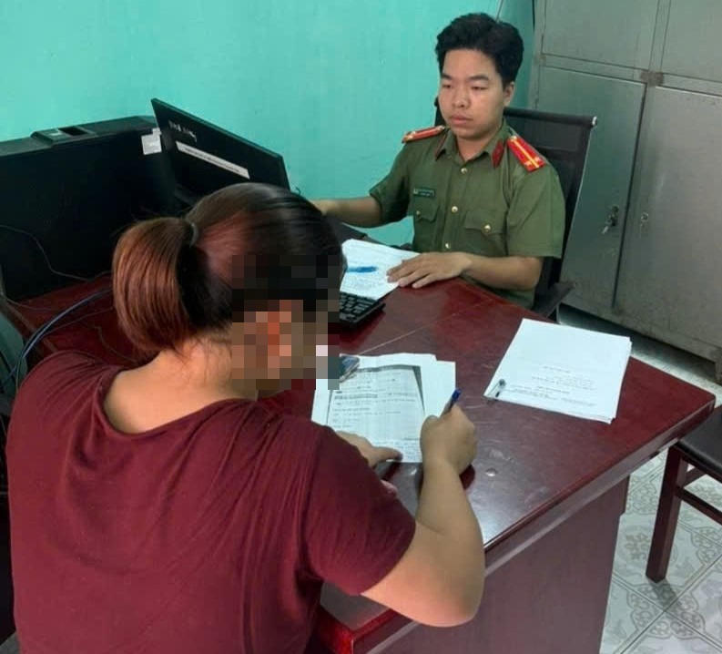 Bình luận thông tin chưa kiểm chứng trên Facebook, một phụ nữ bị phạt 12,5 triệu đồng