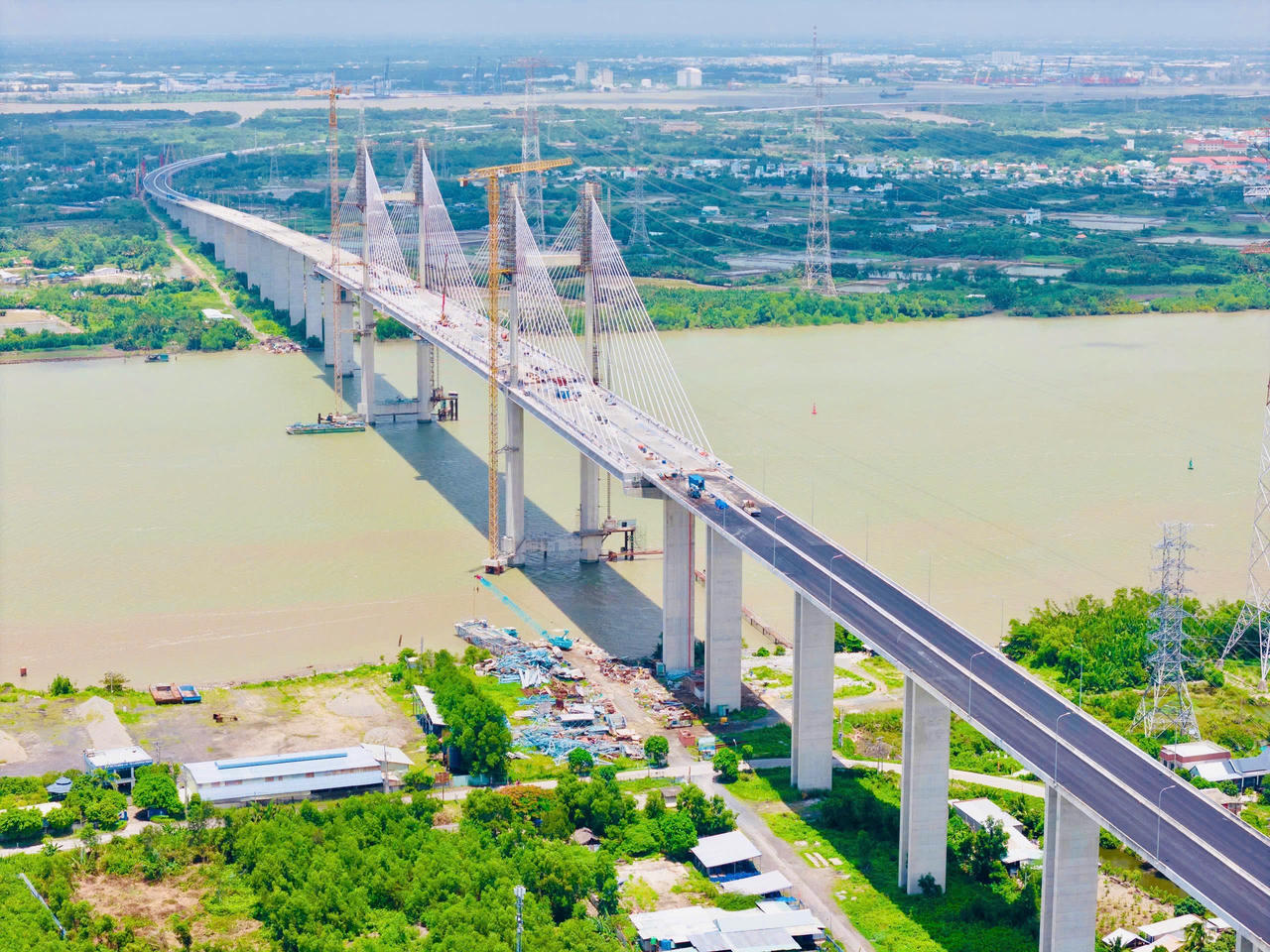 Cầu Phước Khánh tăng tốc về đích. (Ảnh: Duy Khương)