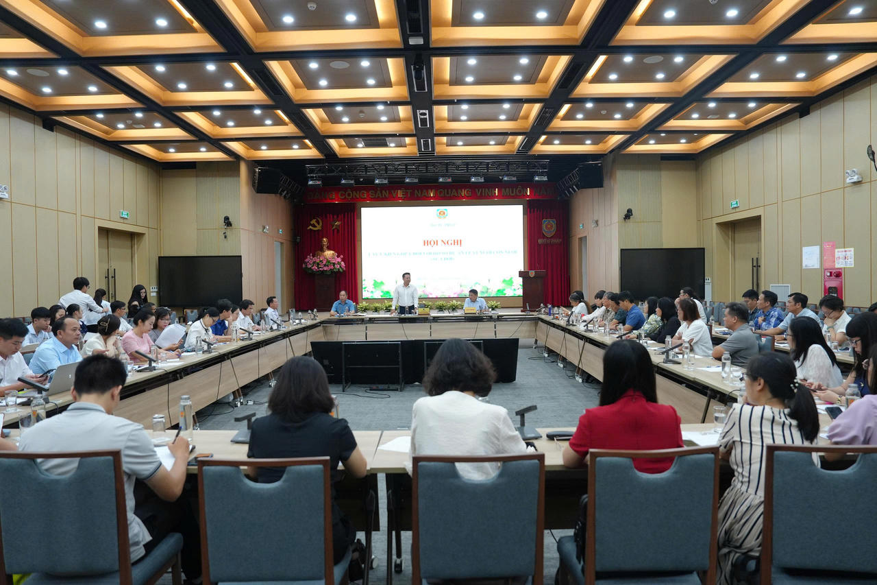Không để việc nhận con nuôi trở thành “thỏa thuận riêng” của bên cho và bên nhận con nuôi