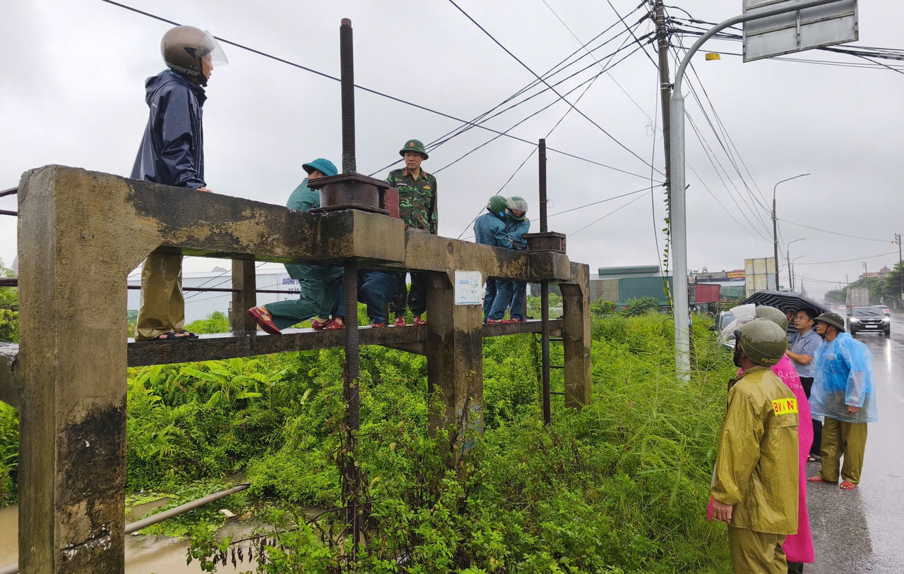 Bão số 4 gây mưa lớn, Quảng Ninh ghi nhận thiệt hại khoảng 17 tỷ đồng