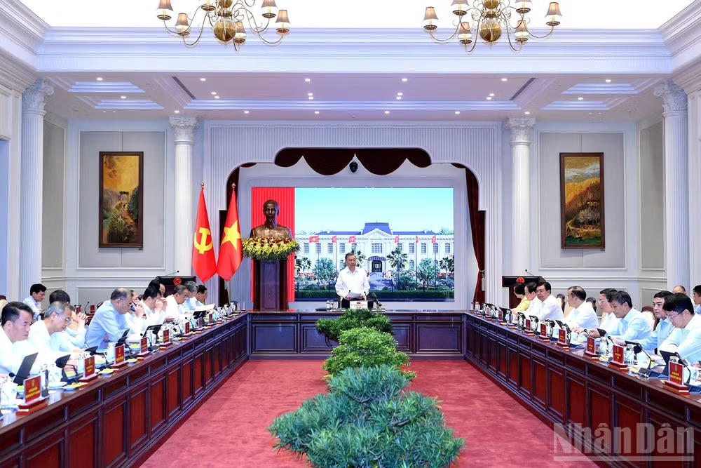 Nhân tài phải được đánh giá chủ yếu bằng năng lực thực tế, sản phẩm cụ thể
