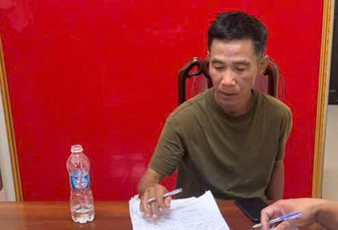 Trốn gần 3 năm để "né" bản án 9 tháng tù, người đàn ông bị bắt tại chợ Ga Vinh