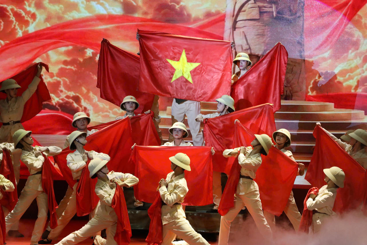 Lực lượng C&ocirc;ng an TP Đ&agrave; Nẵng ra đời trong cao tr&agrave;o c&aacute;ch mạng Th&aacute;ng T&aacute;m năm 1945 (ảnh V&acirc;n Anh)