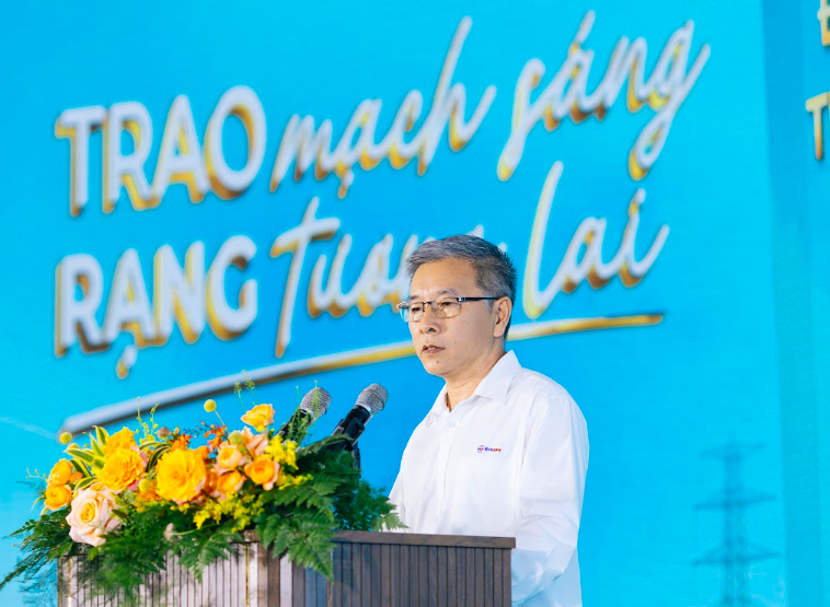 Ông Nguyễn Văn Bảy&nbsp; – Phó Giám đốc Công ty Truyền tải điện 4 phát biểu tại buổi lễ.