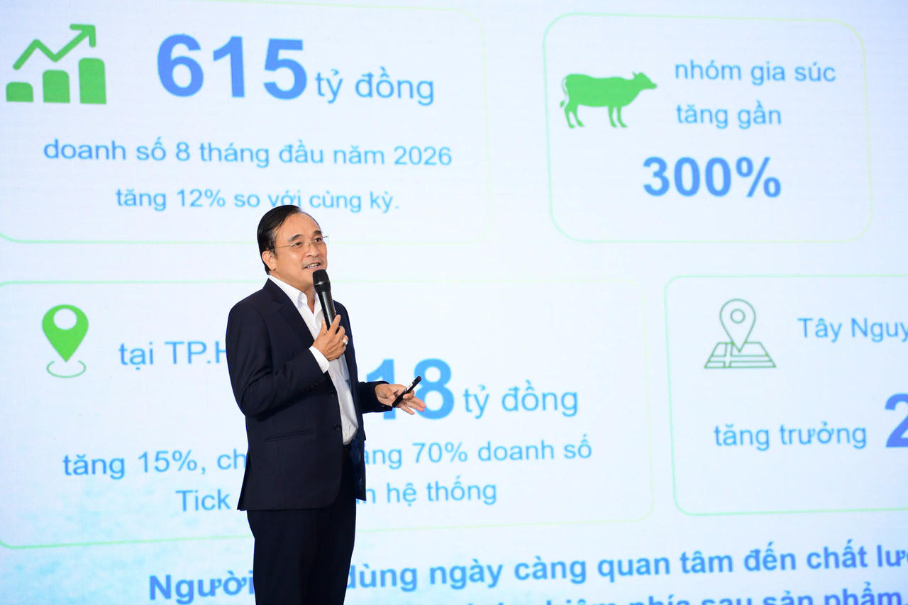 Ông Nguyễn Ngọc Thắng - Phó Tổng Giám đốc Saigon Co.op trình bày hội thảo "Một suất ăn an toàn bắt đầu từ đâu?" Ảnh: Saigon Co.op