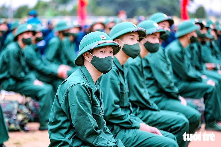 Lao động duy nhất nuôi người thân có được tạm hoãn nghĩa vụ quân sự?