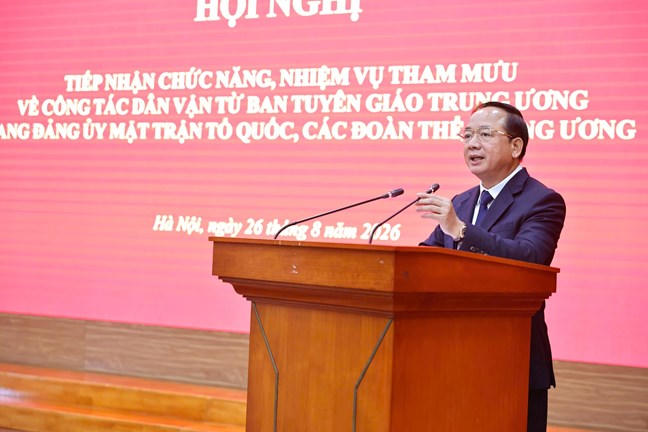 Ủy viên Bộ Chính trị, Bí thư TƯ Đảng, Trưởng Ban Tuyên giáo TƯ Trịnh Văn Quyết phát biểu tại Hội nghị. Ảnh: Minh Đức