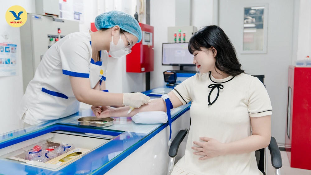 Xét nghiệm NIPT phân tích DNA tự do của thai nhi trong máu mẹ bằng công nghệ NGS cho kết quả chính xác, tin cậy.