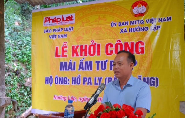 Nhà báo Nguyễn Quang Tám phát biểu tại buổi lễ (Ảnh: Trần Tuyền)