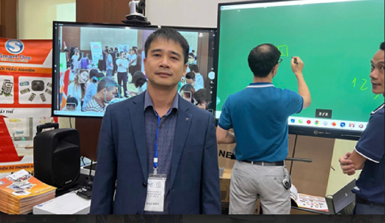 Ông Vũ Văn Minh - Giám đốc Công ty TNHH Giải pháp công nghệ Smart One. 