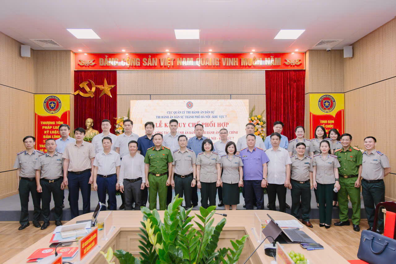 Phòng Thi hành án dân sự Khu vực 7 - Hà Nội tổ chức Lễ ký Quy chế phối hợp với UBND 14 xã trên địa bàn
