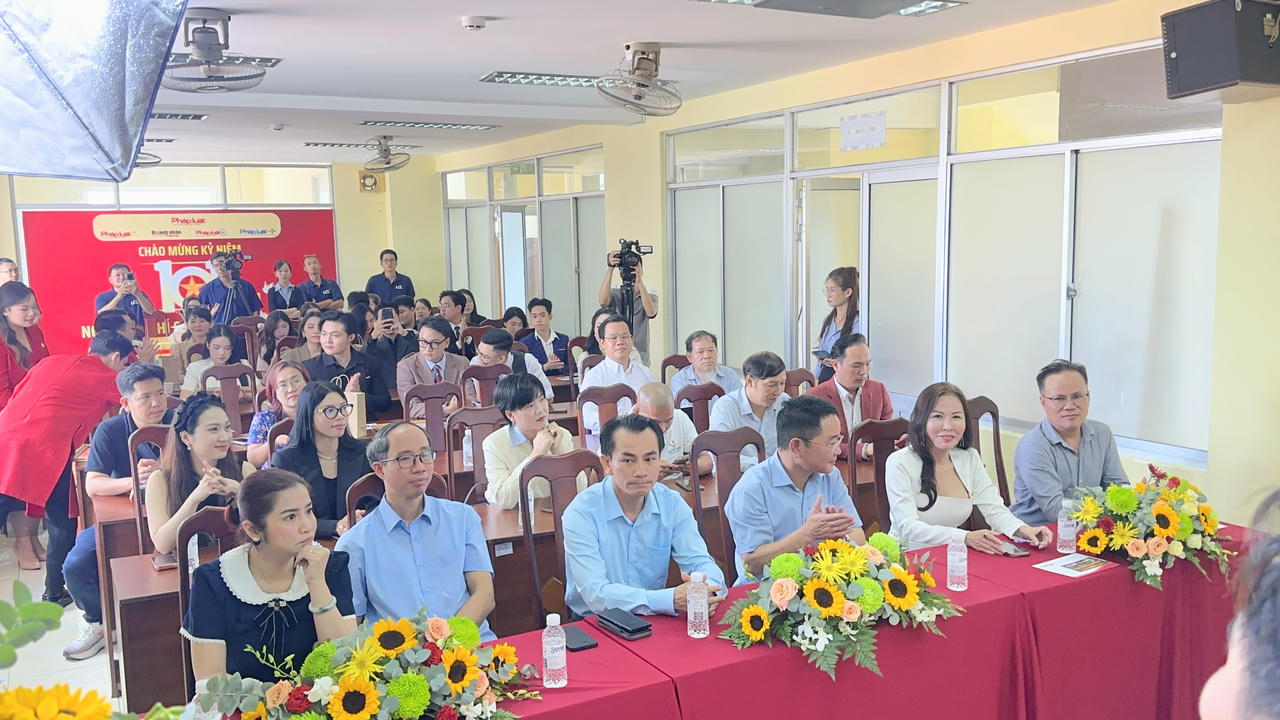 Quang cảnh Lễ trao giải Gương mặt Dẫn sóng Pháp luật 2026 (Ảnh: Ngọc Mai)