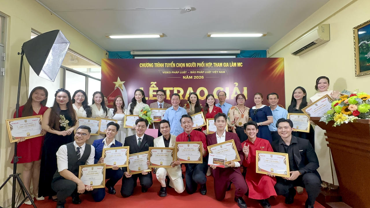“Gương mặt Dẫn sóng Pháp luật 2026” tạo ra môi trường để các ứng viên được thử sức, cọ xát và nhận diện rõ hơn những yêu cầu của nghề dẫn trong một cơ quan báo chí về pháp luật (Ảnh: Ngọc Mai)