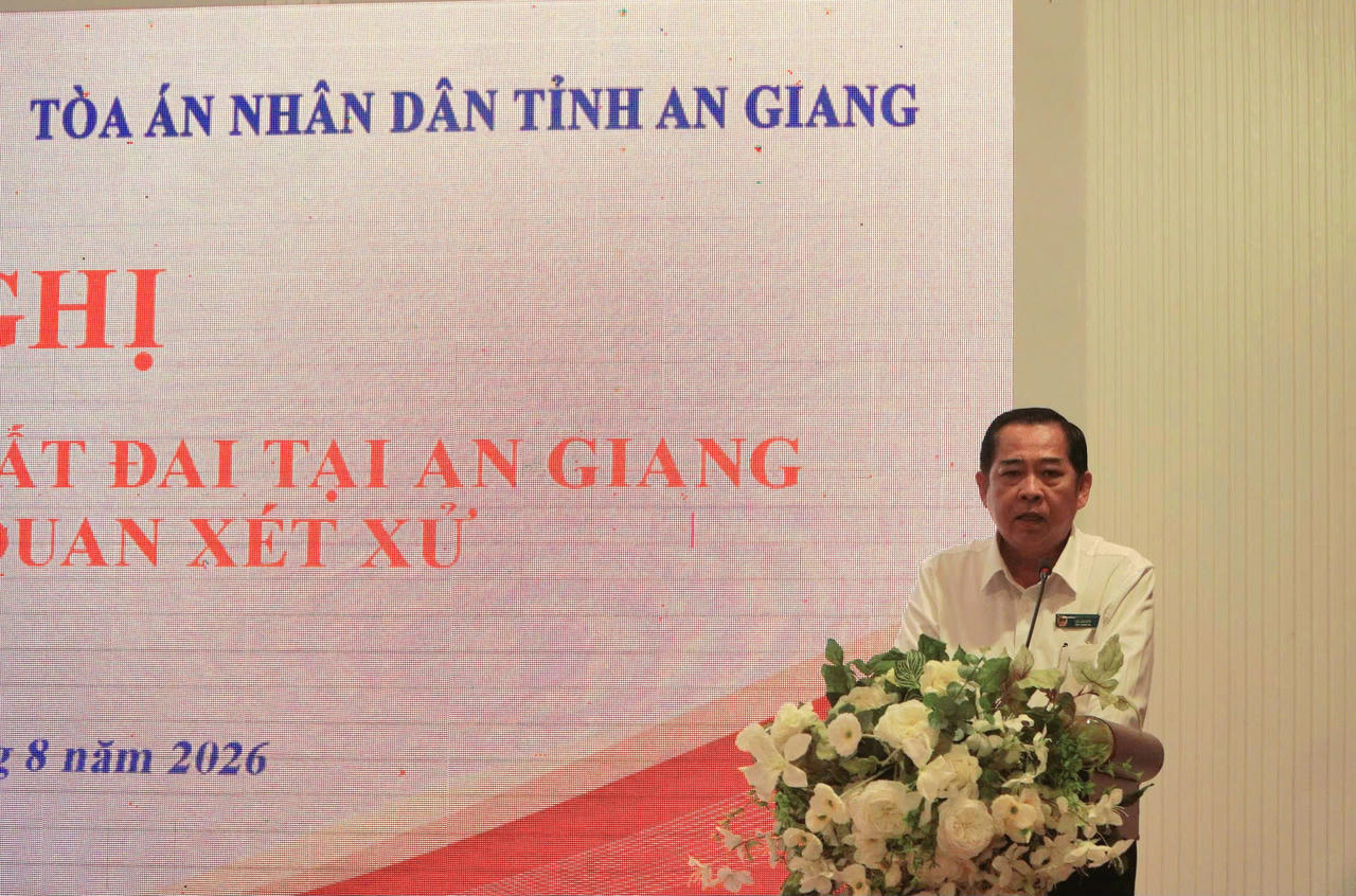 Phó Chánh án TAND tỉnh An Giang Lê Lâm Sơn phát biểu