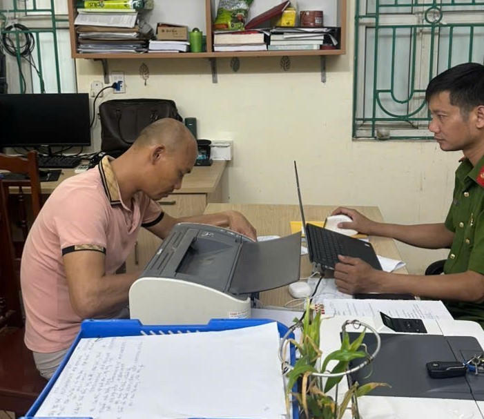 Khởi tố, tạm giam người đàn ông dâm ô với hai bé gái ở Hưng Yên