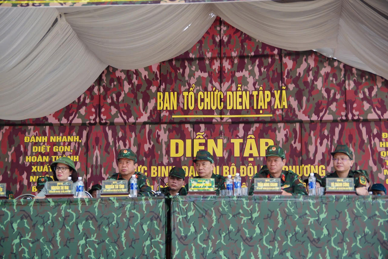 Quảng Trị hoàn thành diễn tập chiến đấu phòng thủ tại 19 xã, phường