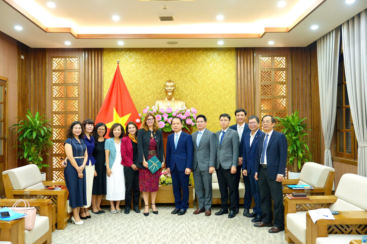 Bộ Tư pháp đẩy mạnh hợp tác với UNICEF về bảo vệ trẻ em