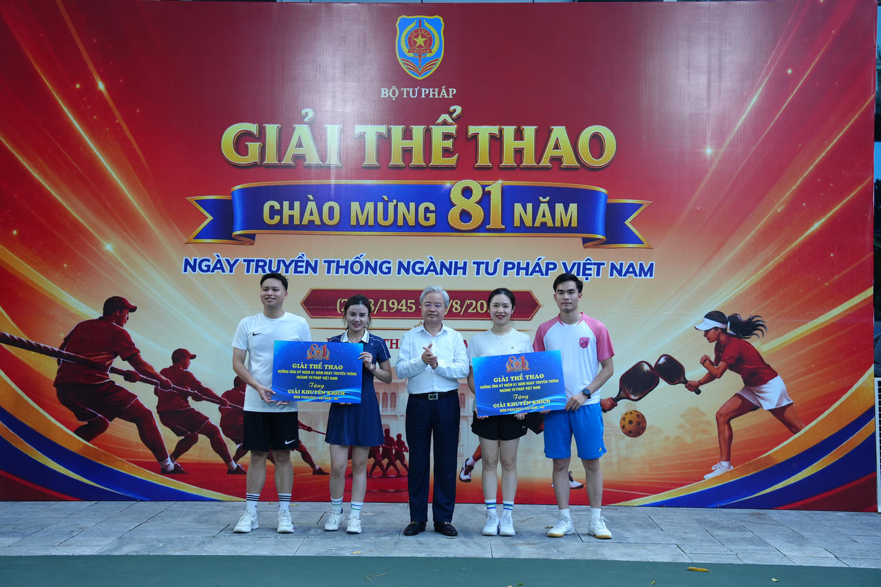 Sôi động giải thể thao mừng 81 năm ngày truyền thống Ngành Tư pháp