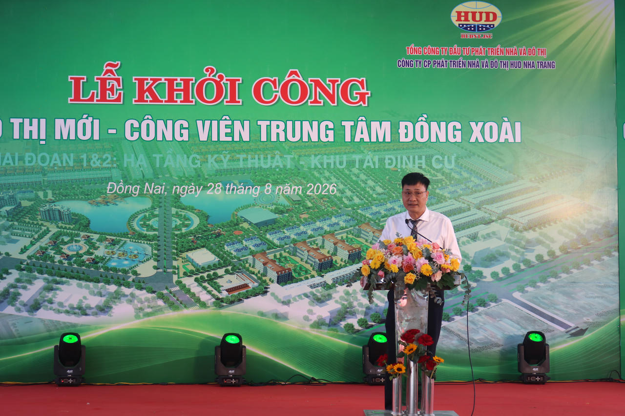 Đại diện chủ đầu tư phát biểu tại lễ khởi công. Ảnh: Tiến Dũng