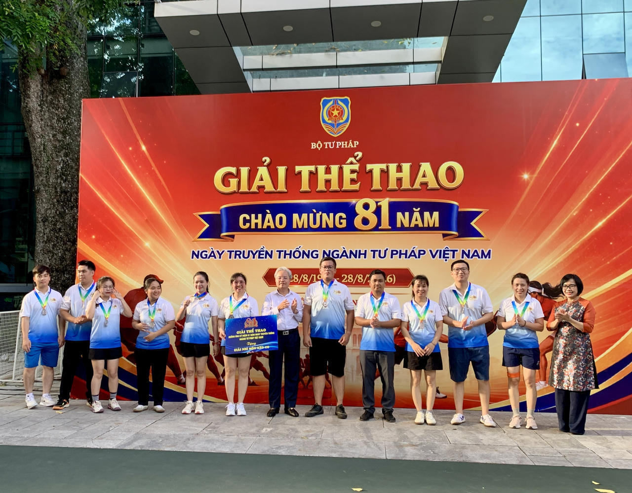 Sôi động giải thể thao mừng 81 năm ngày truyền thống Ngành Tư pháp