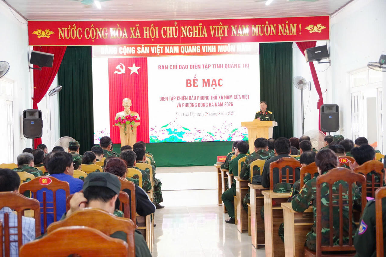Toàn cảnh bế mạc diễn tập. (Ảnh: Xuân Diện)