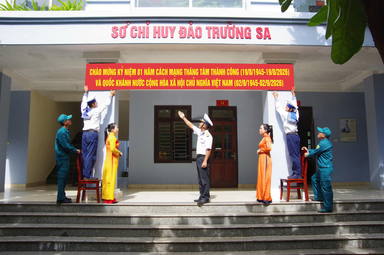 Đặc khu Trường Sa: sẵn sàng bảo vệ Tổ quốc trước thềm Quốc khánh 2/9