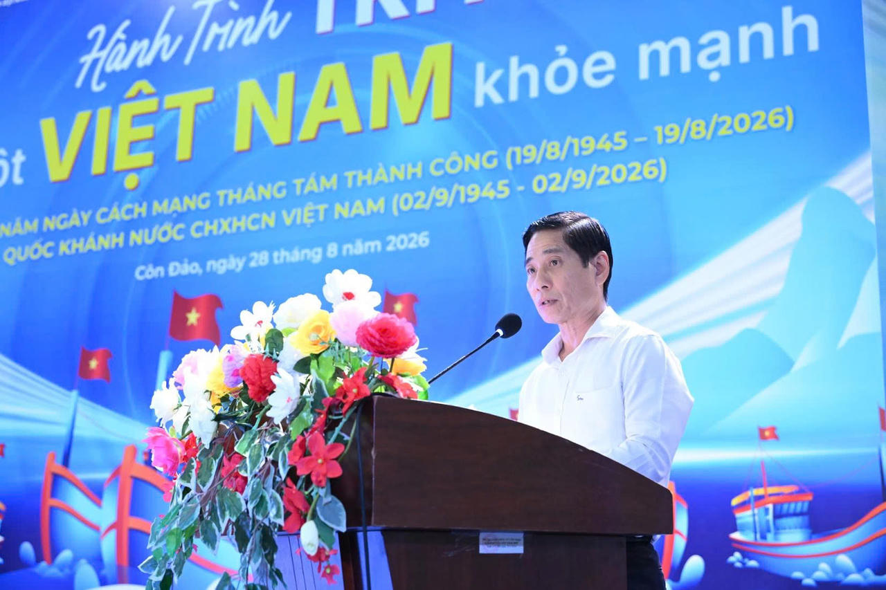 Ông Lê Đình Sơn - Phó Chủ tịch UBND Đặc khu Côn Đảo. Ảnh: Hoàng Khánh