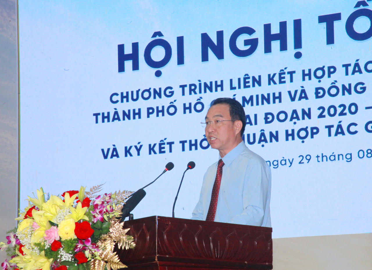Ông Lữ Quang Ngời phát biểu tại Hội nghị (Ảnh: T.N).