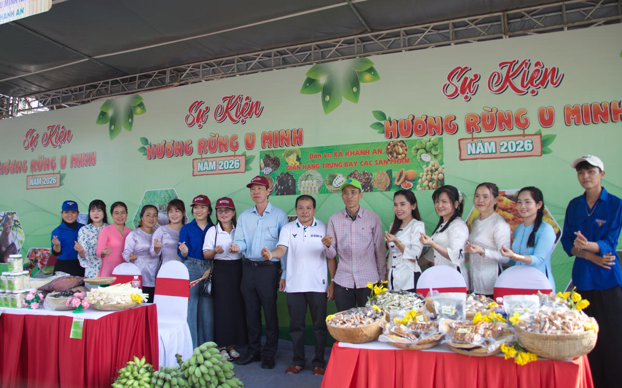 Các sản phẩm du lịch sinh thái, cộng đồng gắn với văn hóa, ẩm thực và đời sống địa phương ngày càng được chú trọng.