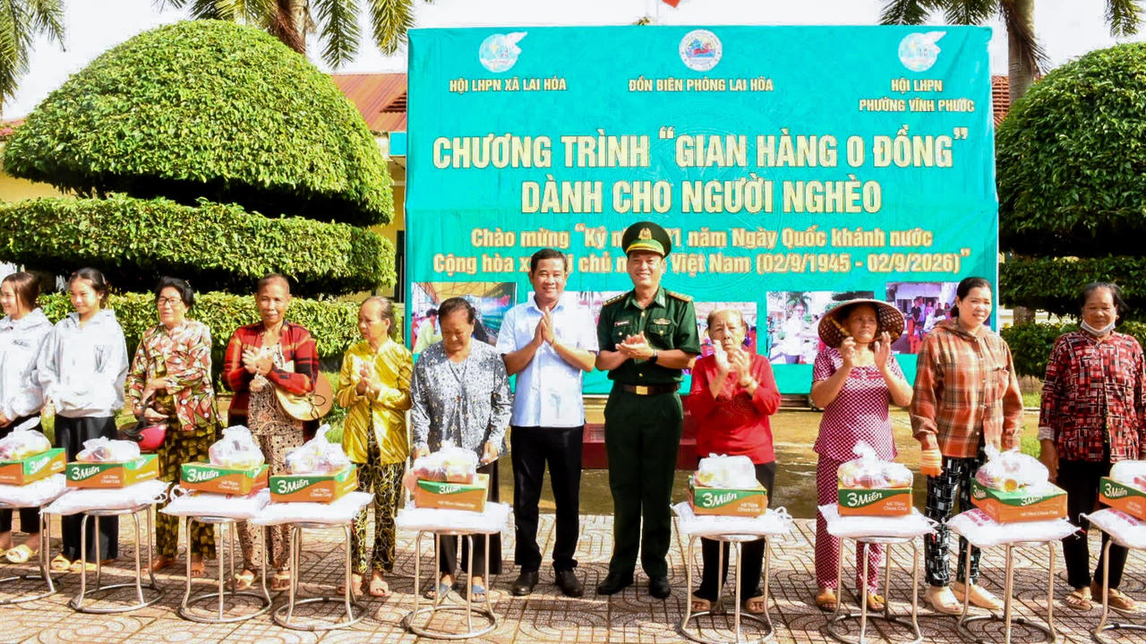 “Gian hàng 0 đồng” trao yêu thương đến người dân vùng biên giới biển Lai Hòa