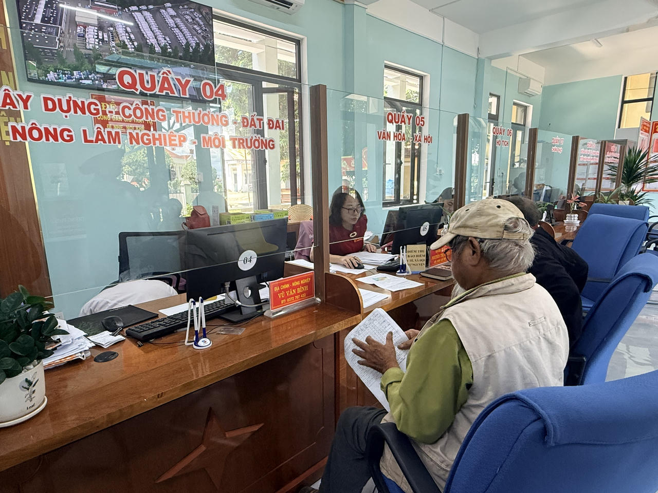 Đối với dữ liệu đất đai được cập nhật thường xuyên theo nguyên tắc "đúng, đủ, sạch, sống", đồng bộ với cơ sở dữ liệu đất đai quốc gia và thực tế sử dụng đất (ảnh Vân Anh)
