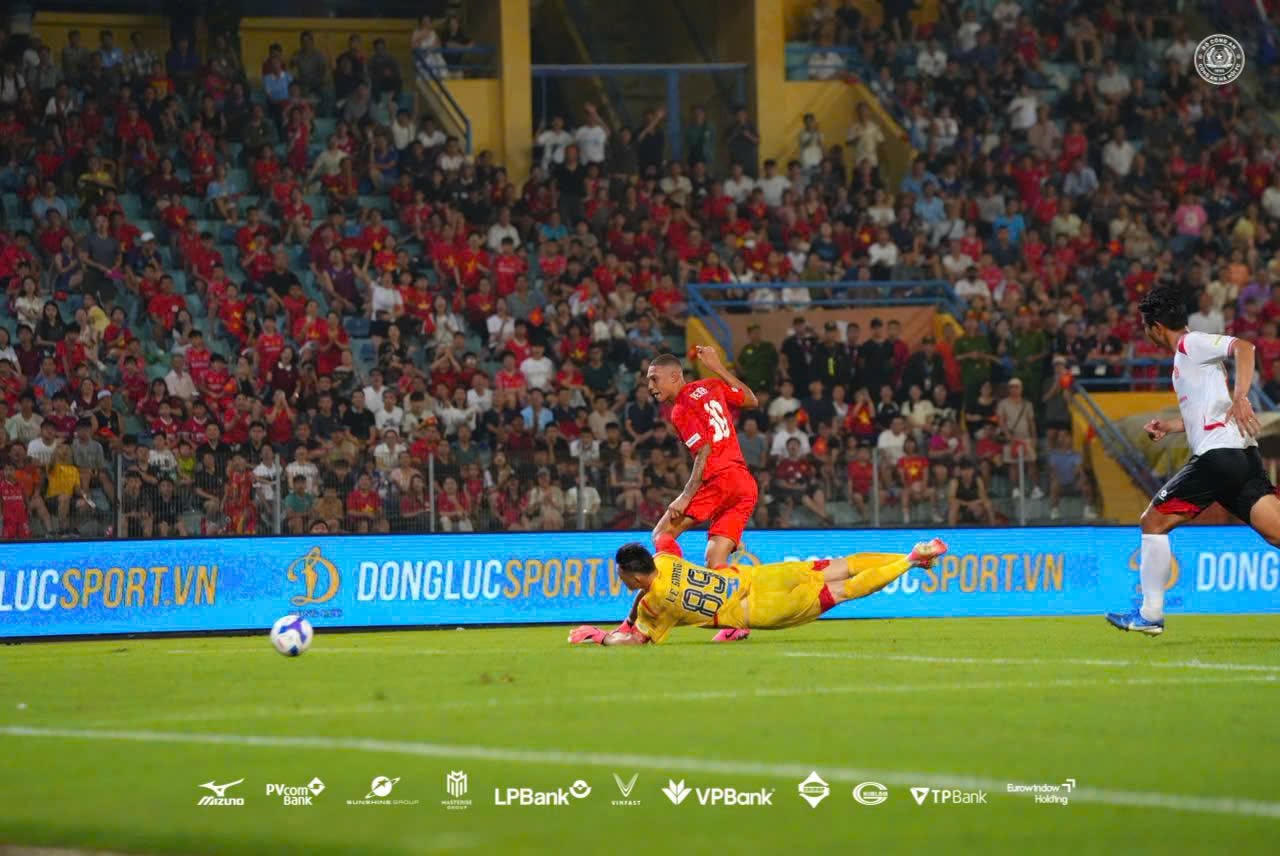 Nỗi buồn của người hùng AFF Cup 
