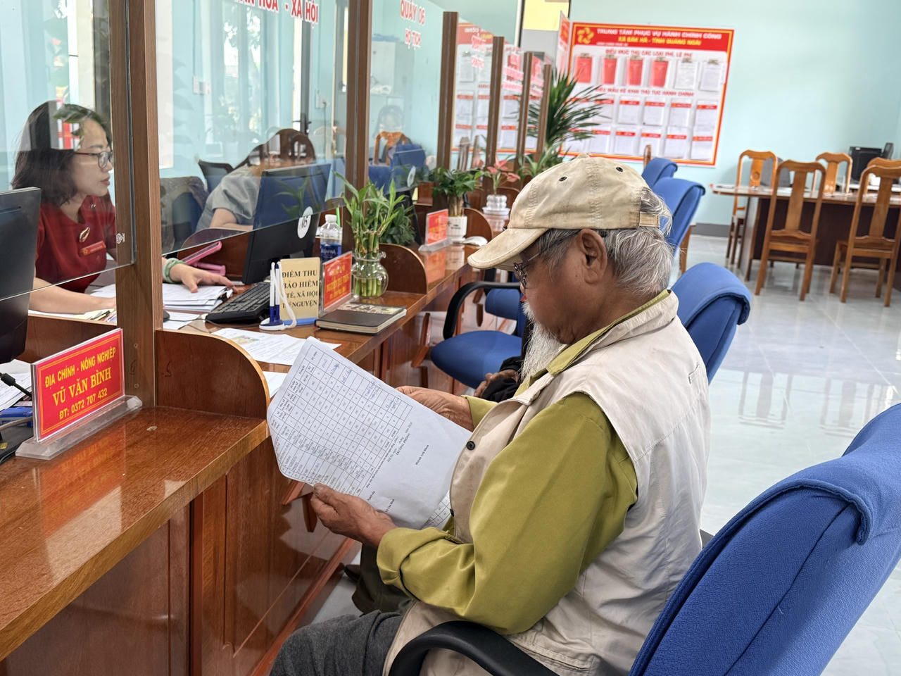 Thực hiện Nghị quyết 57, Quảng Ngãi đã ban hành nhiều kế hoạch phát triển hạ tầng số, dữ liệu số, chính quyền số và ứng dụng AI (ảnh Vân Anh)