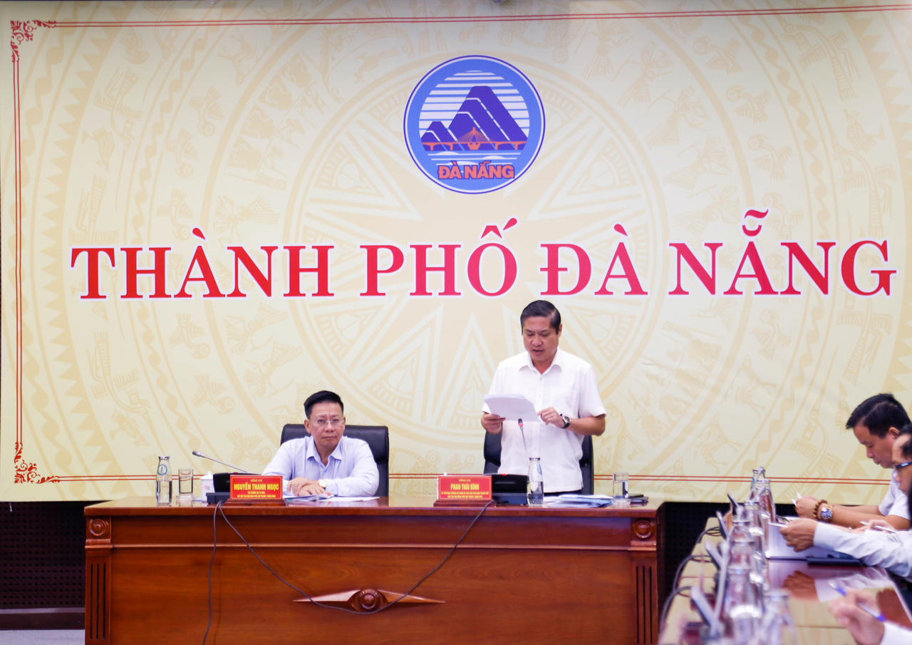 Phó Chủ tịch UBND TP Đà Nẵng, Chủ tịch Hội đồng phối hợp PBGDPL thành phố Đà Nẵng - Phan Thái Bình phát biểu tại buổi làm việc