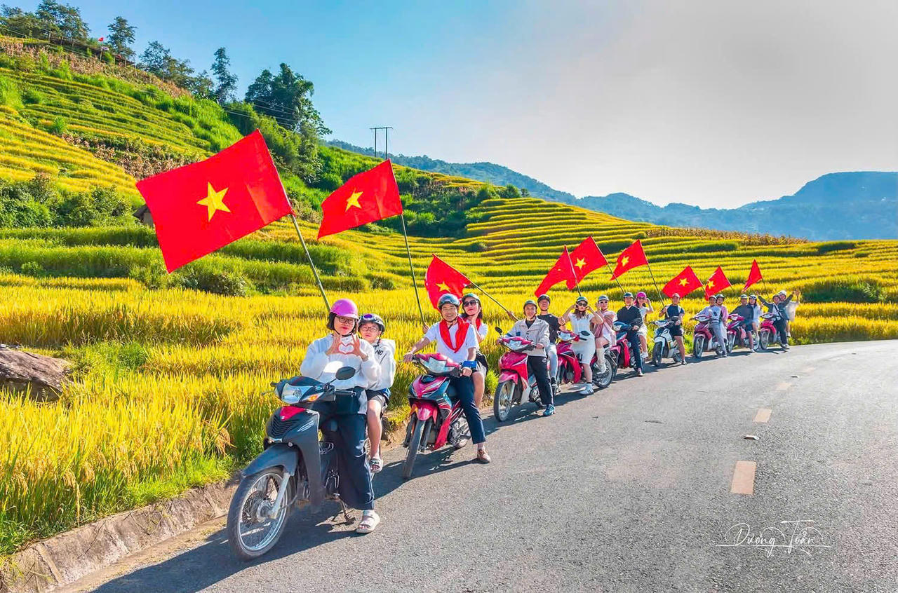Dịp nghỉ lễ, toàn tỉnh Lào Cai tổ chức nhiều hoạt động văn hóa, du lịch và thể thao phục vụ người dân, du khách (Ảnh: Dương Toản).