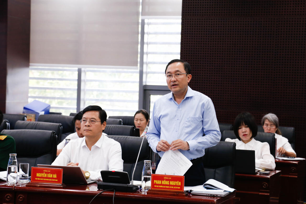 Thứ trưởng Bộ Tư pháp Nguyễn Thanh Ngọc làm việc với Hội đồng phối hợp phổ biến giáo dục pháp luật Đà Nẵng