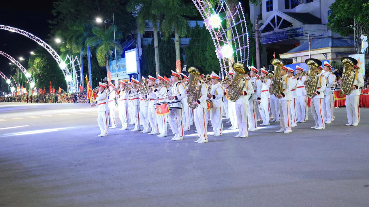 Đoàn Quân Ca thường xuyên biểu diễn tại những sự kiện lớn, có ý nghĩa của đất nước. Ảnh: MH