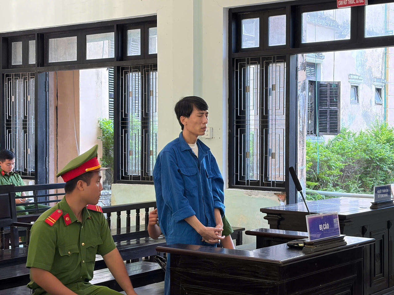 Lừa đưa người đi lao động nước ngoài, giám đốc công ty lĩnh 12 năm tù