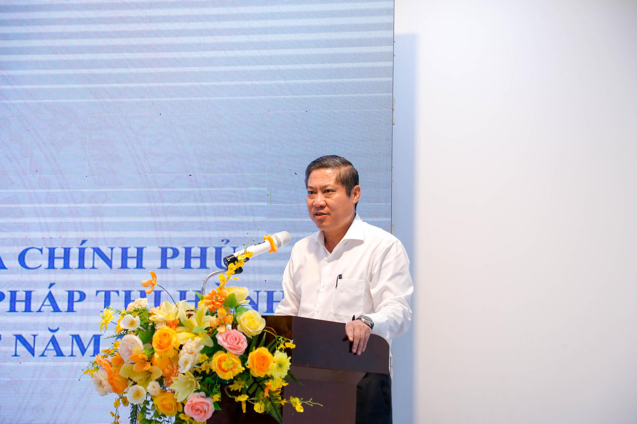 Phó Chủ tịch UBND TP Đà Nẵng, Chủ tịch Hội đồng phối hợp PBGDPL TP. Đà Nẵng Phan Thái Bình phát biểu tại Hội thảo
