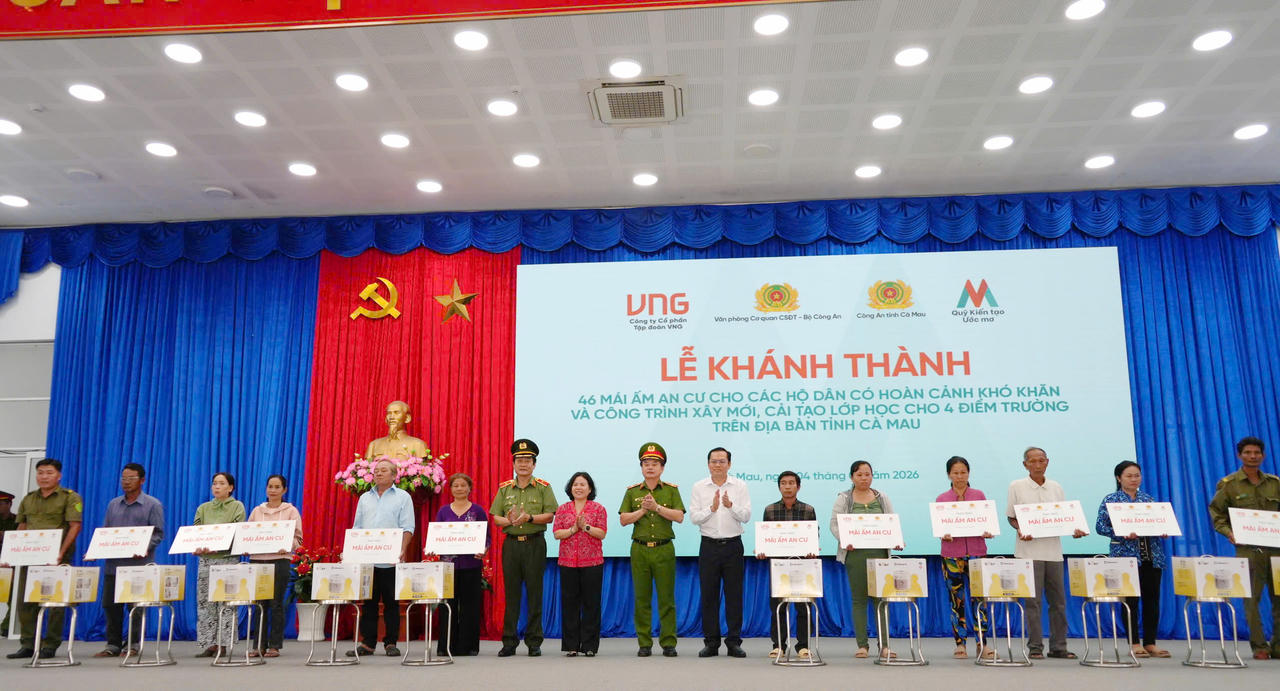 Khánh thành 46 mái ấm, cầu giao thông và 4 điểm trường tại Cà Mau