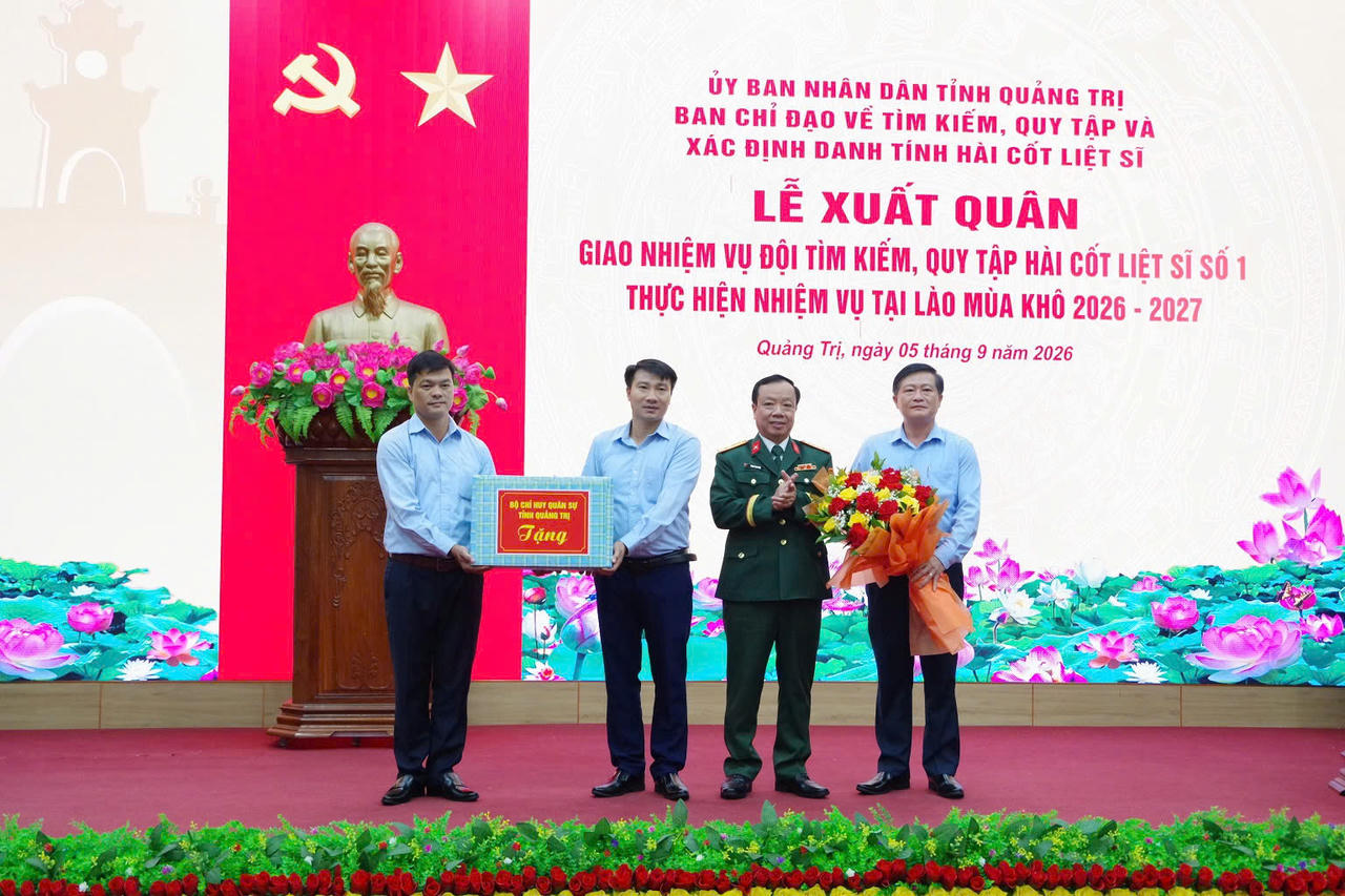 30 cán bộ Quảng Trị lên đường sang Lào tìm kiếm, quy tập hài cốt liệt sĩ