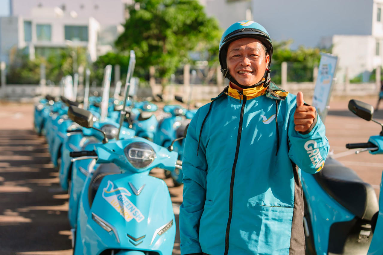 Đội ngũ Bác Tài Xanh cùng dịch vụ Green SM Bike sẵn sàng phục vụ nhu cầu di chuyển hằng ngày của người dân.