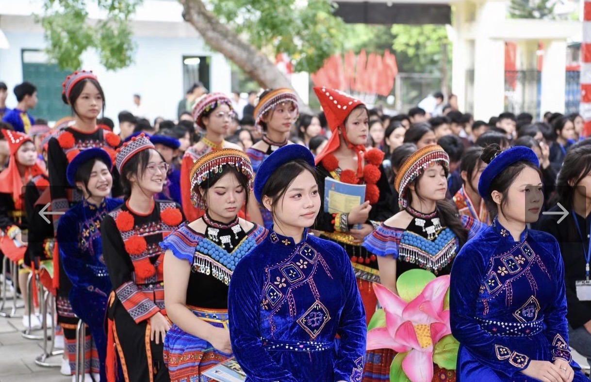 Hơn 30 năm xây dựng và trưởng thành, nhà trường luôn chú trọng nâng cao chất lượng dạy học, đồng thời thực hiện tốt công tác chăm sóc, nuôi dưỡng, quản lý học sinh nội trú... (Ảnh Đăng Chung)