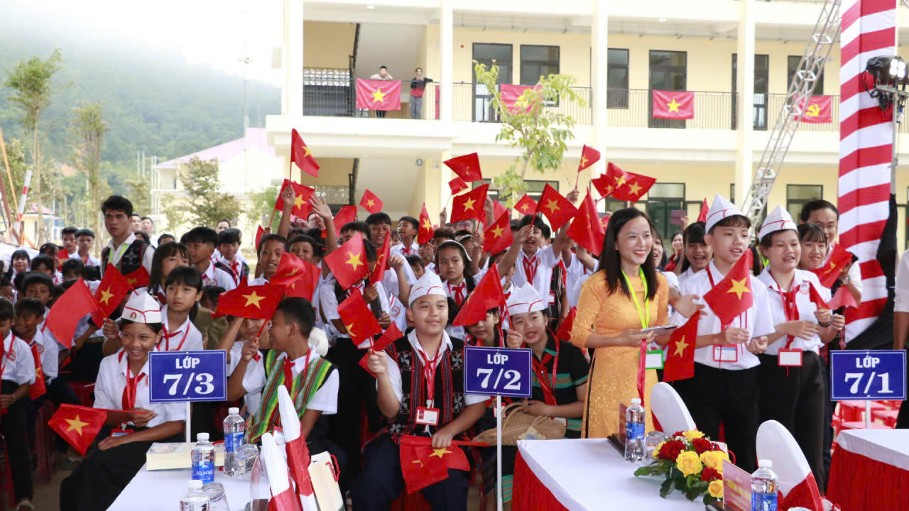 Đà Nẵng: Khánh thành và khai giảng trường phổ thông nội trú liên cấp tại các xã biên giới đất liền