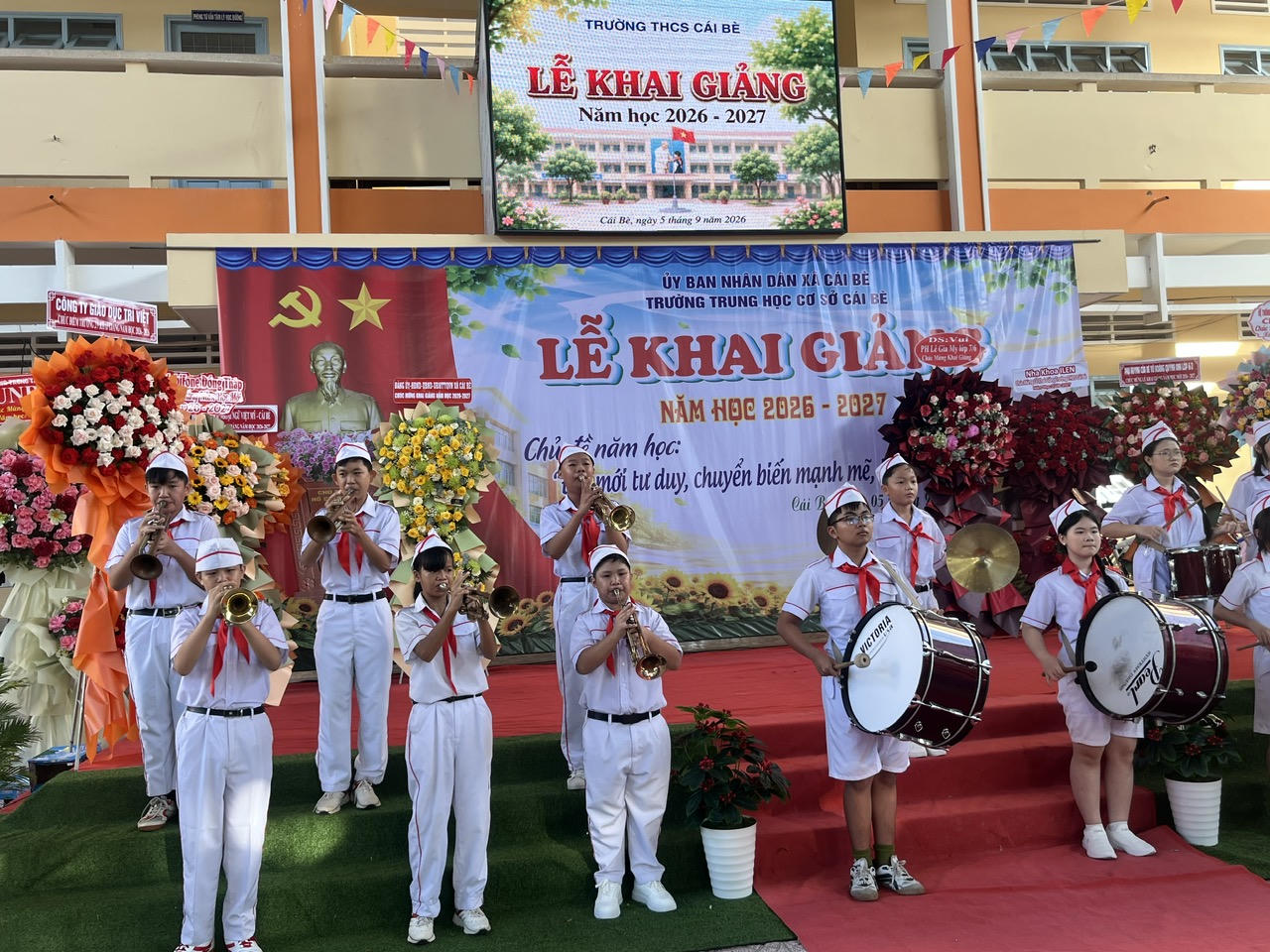 Trường THCS Cái Bè tiếp tục chú trọng đổi mới phương pháp giáo dục, phát triển phẩm chất, năng lực học sinh. Ảnh: Thiện Lê